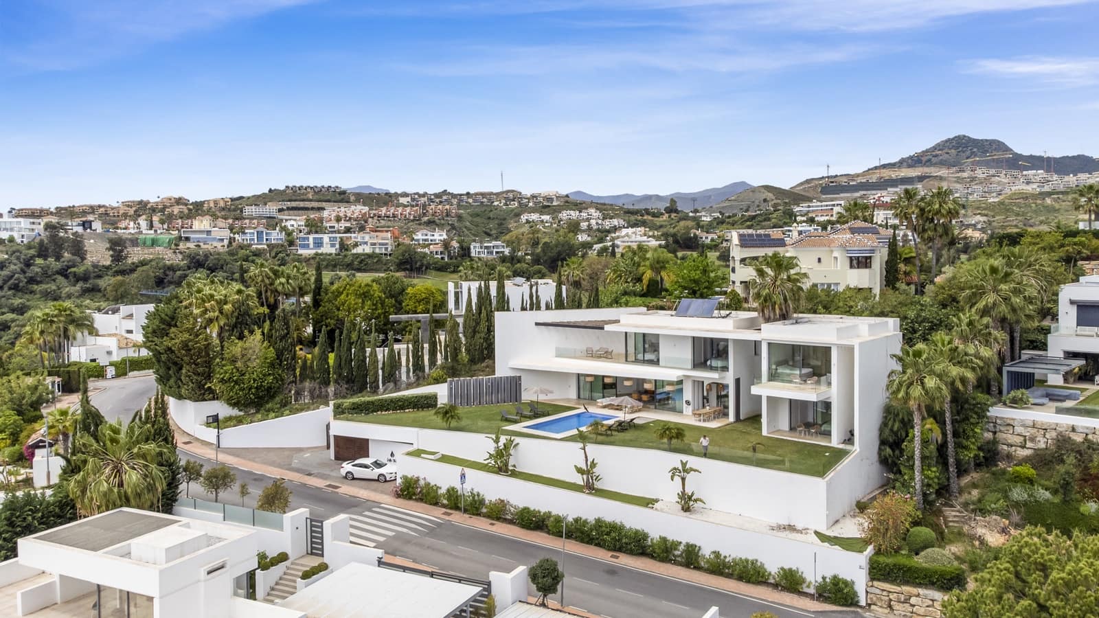 5 Zimmer Villa zu verkaufen in Benahavis mit Pool Garage - 3.950.000 € (Ref: 9878458)