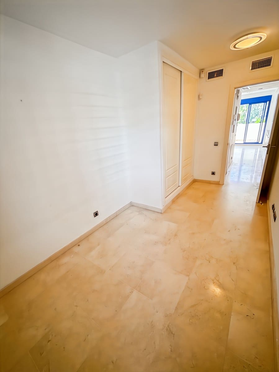 1 sovrum Takvåning till salu i Benalmadena Costa med pool garage - 269 000 € (Ref: 9888758)