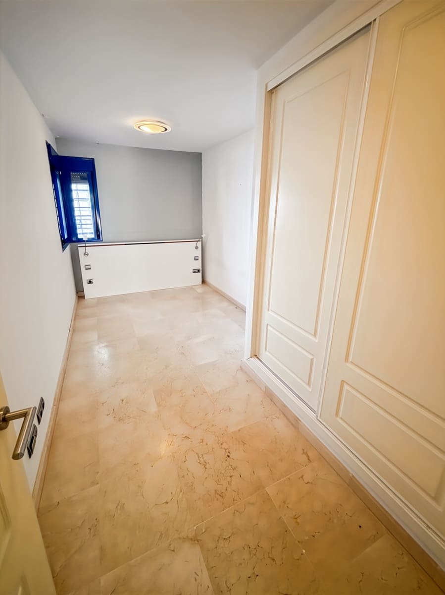 1 sovrum Takvåning till salu i Benalmadena Costa med pool garage - 269 000 € (Ref: 9888758)