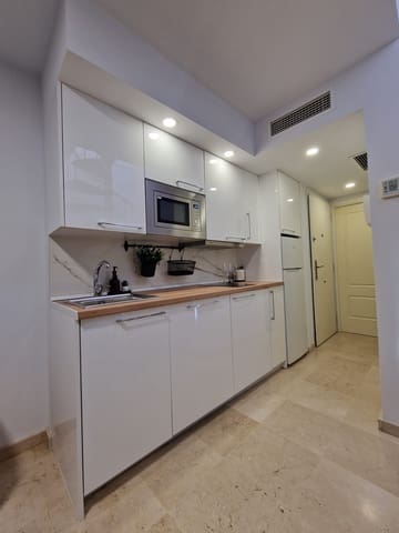 1 soverom Penthouse til salgs i Benalmadena Costa, Benalmádena med svømmebasseng garasje - € 279 000 (Ref: 9888758)