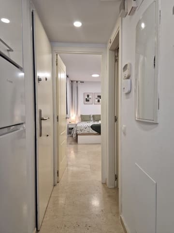 1 soverom Penthouse til salgs i Benalmadena Costa, Benalmádena med svømmebasseng garasje - € 279 000 (Ref: 9888758)