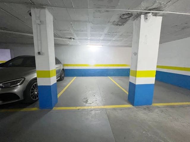 Garage till salu i Puerto Banus, Marbella - 16 100 € (Ref: 9892002)