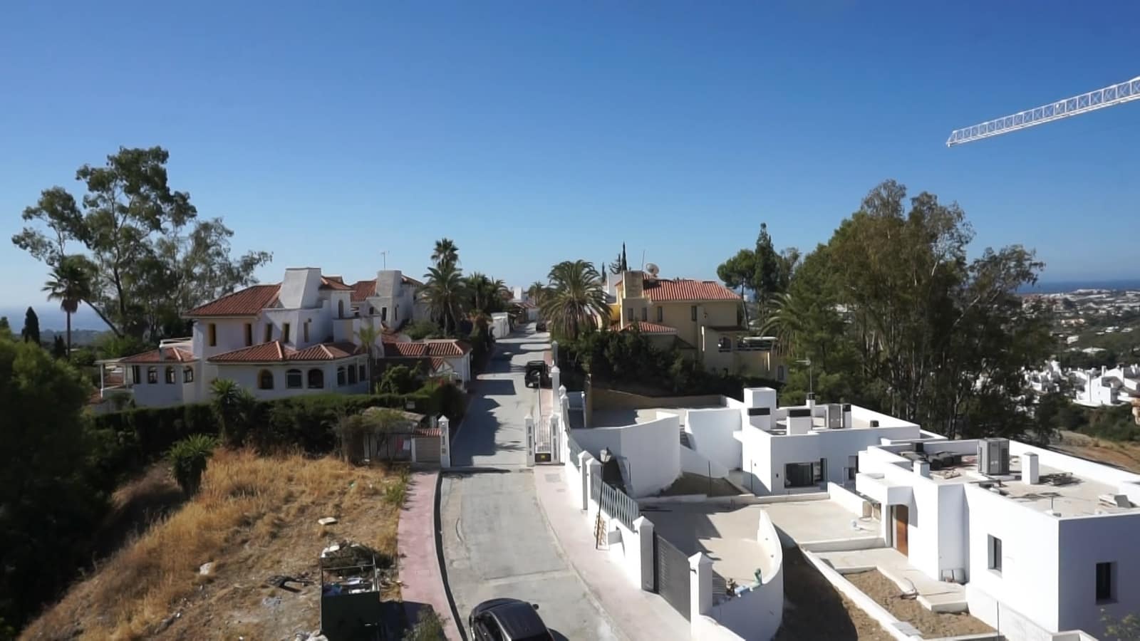 Building Plot for sale in Nueva Andalucia - € 750,000 (Ref: 9904319)
