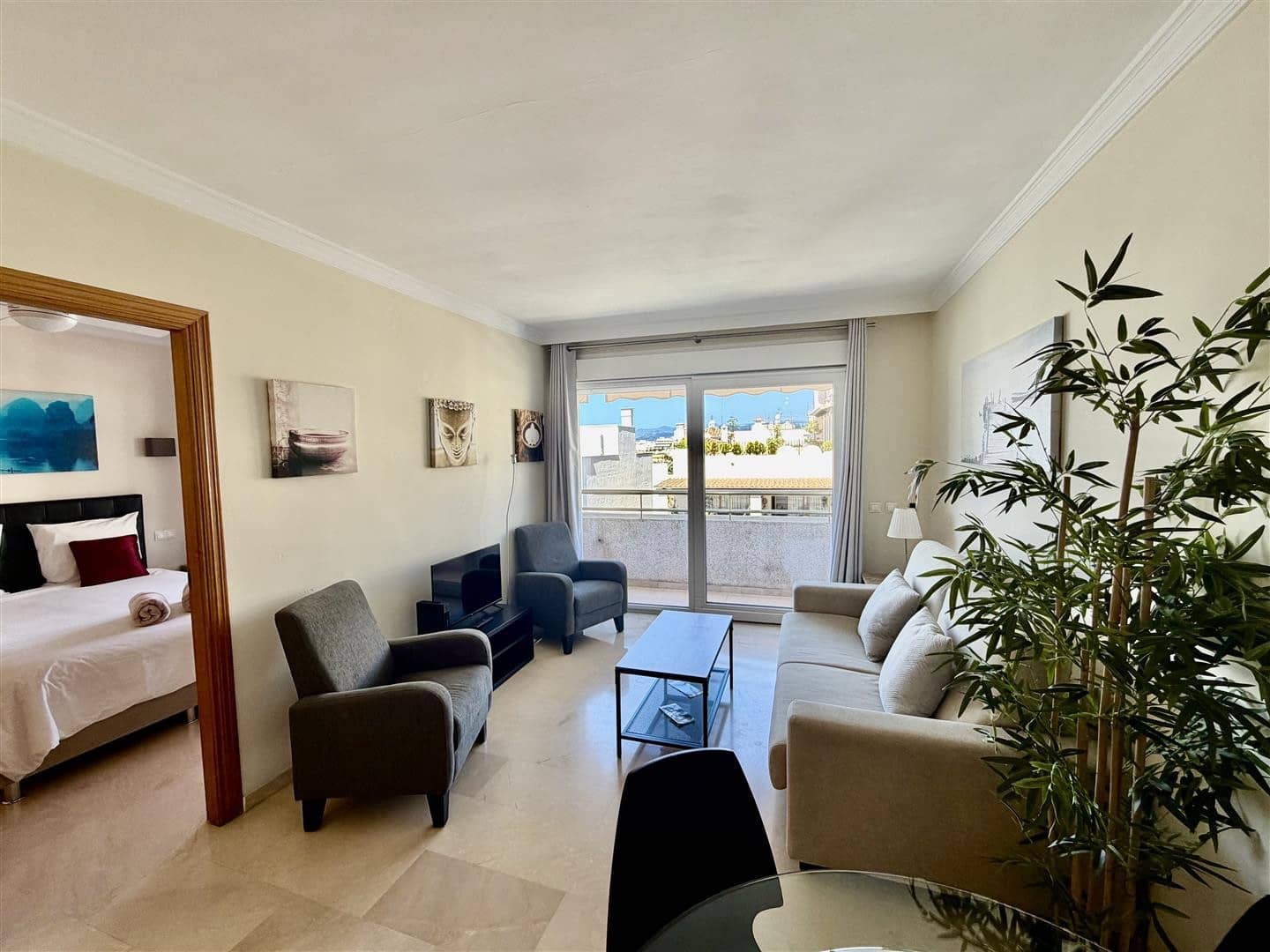 1 Zimmer Apartment zu verkaufen in Marbella - 420.000 € (Ref: 9910756)