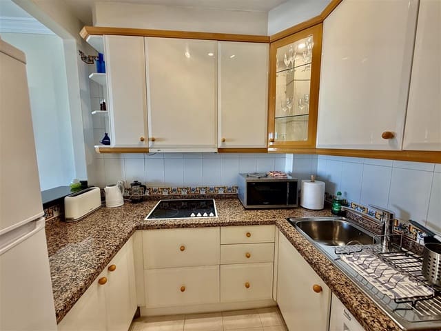 1 Zimmer Apartment zu verkaufen in Marbella - 420.000 € (Ref: 9910756)