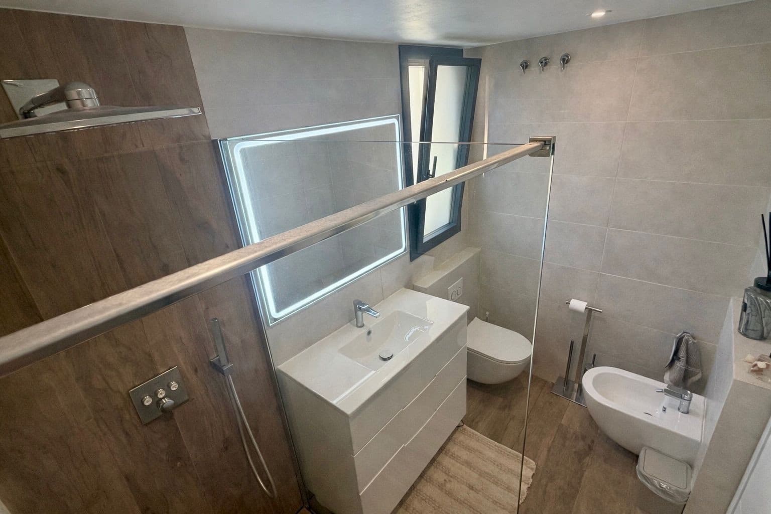 4 bedroom Penthouse for sale in Marbella with pool garage - € 1,250,000 (Ref: 9937899)