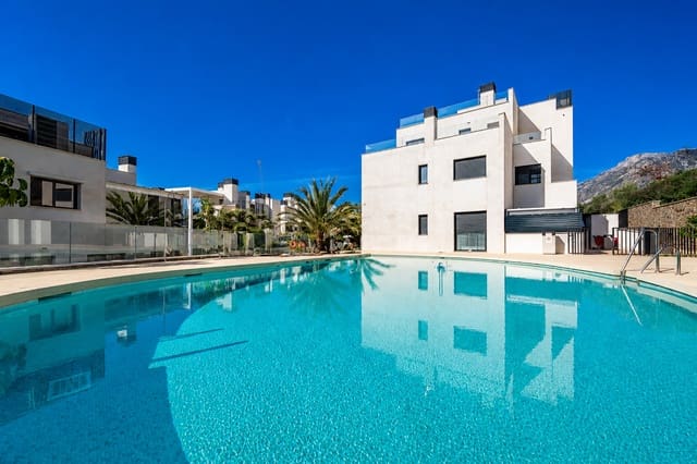 4 slaapkamer Penthouse te koop in Marbella met zwembad garage - € 1.250.000 (Ref: 9937899)