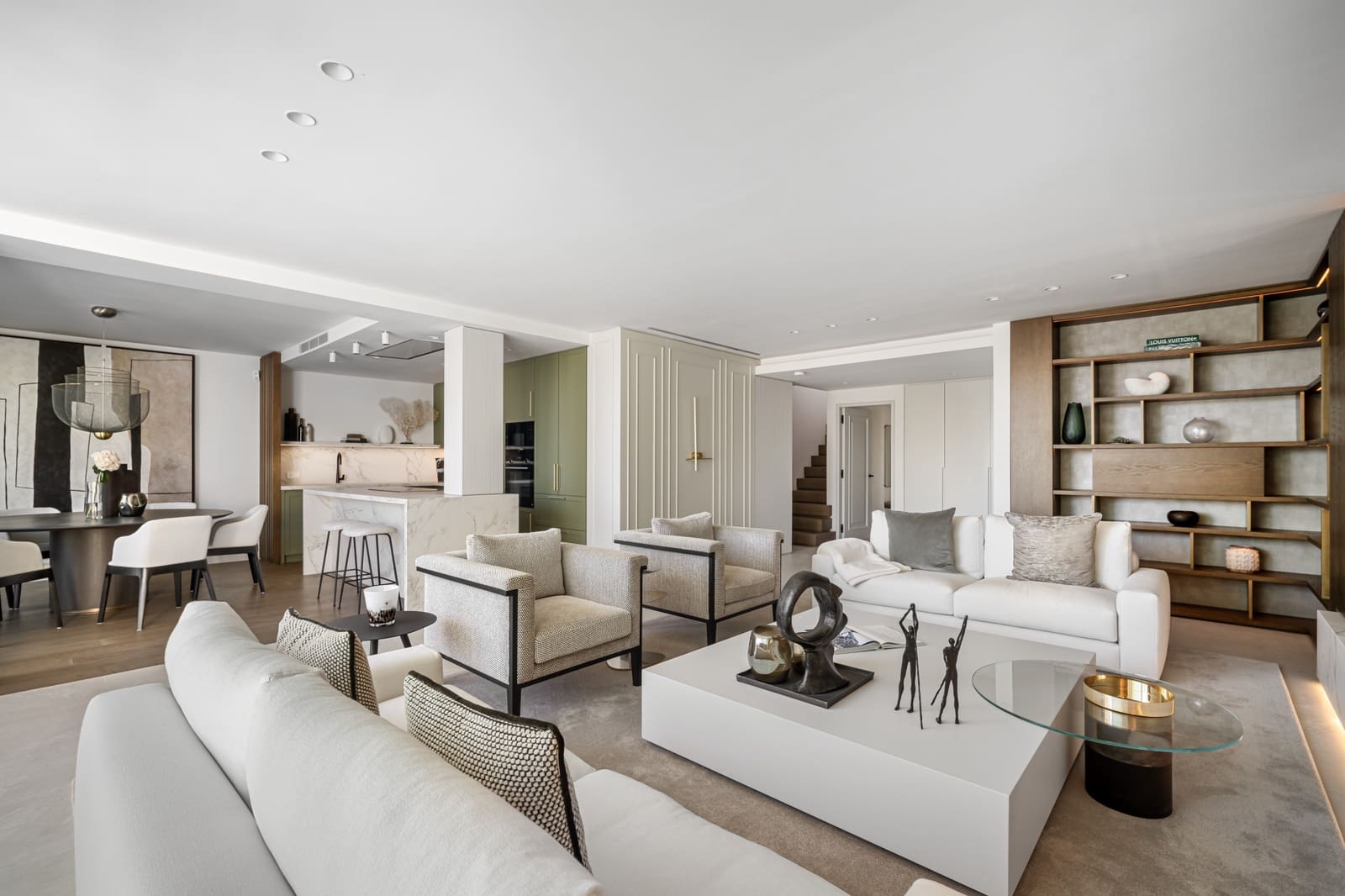 3 soverom Penthouse til salgs i Marbella med svømmebasseng garasje - € 3 750 000 (Ref: 9937900)