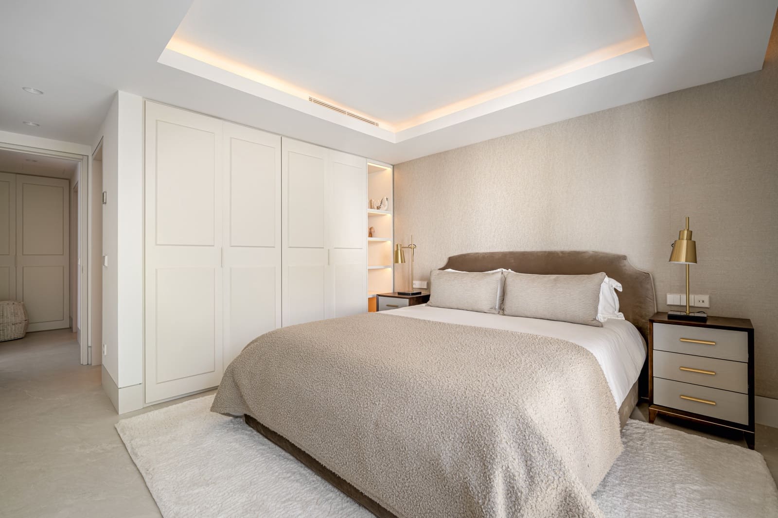 3 soverom Penthouse til salgs i Marbella med svømmebasseng garasje - € 3 750 000 (Ref: 9937900)