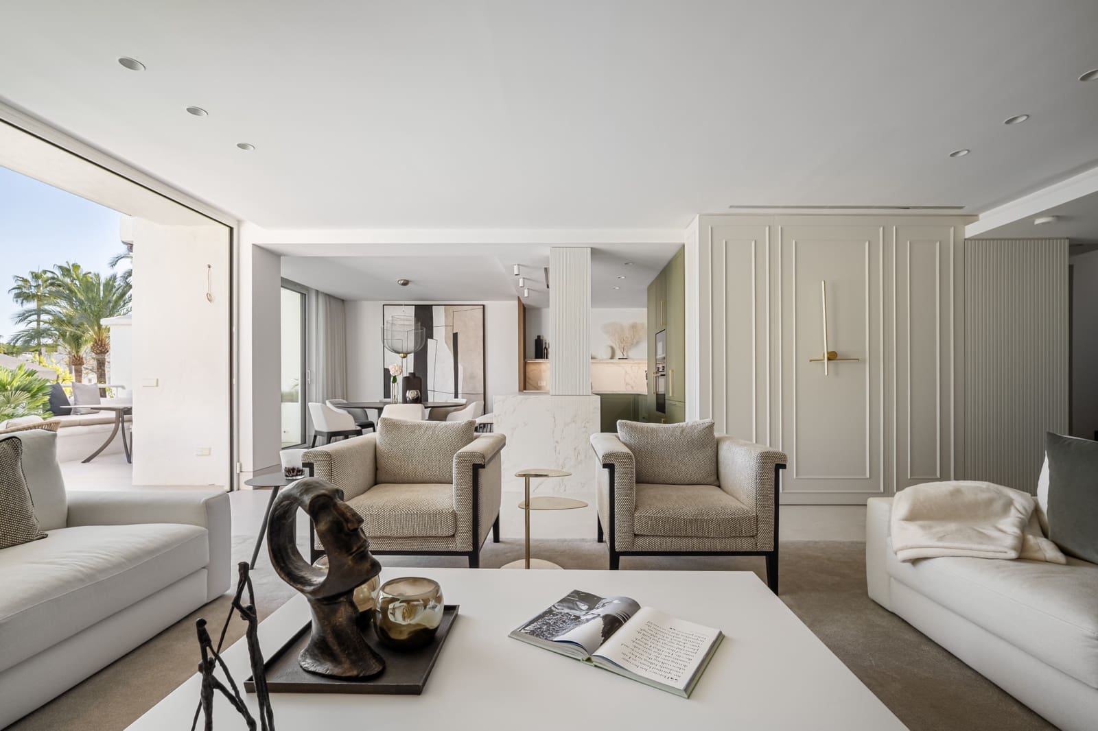 3 soverom Penthouse til salgs i Marbella med svømmebasseng garasje - € 3 750 000 (Ref: 9937900)