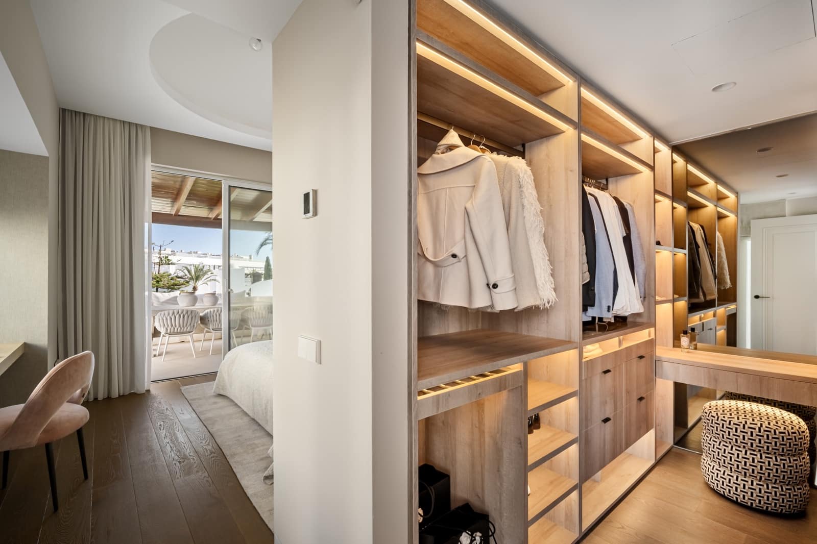 3 soverom Penthouse til salgs i Marbella med svømmebasseng garasje - € 3 750 000 (Ref: 9937900)