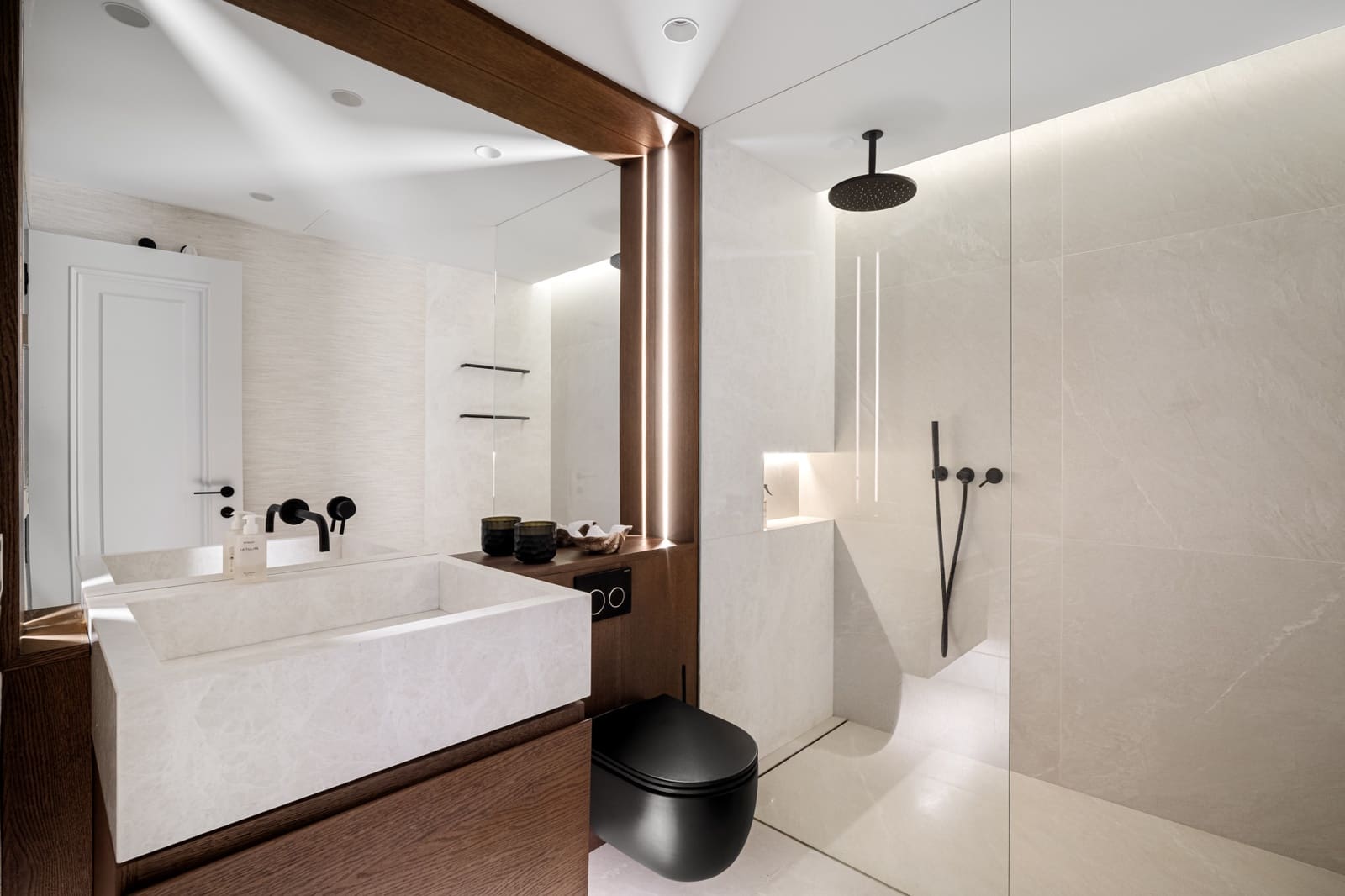 3 soverom Penthouse til salgs i Marbella med svømmebasseng garasje - € 3 750 000 (Ref: 9937900)