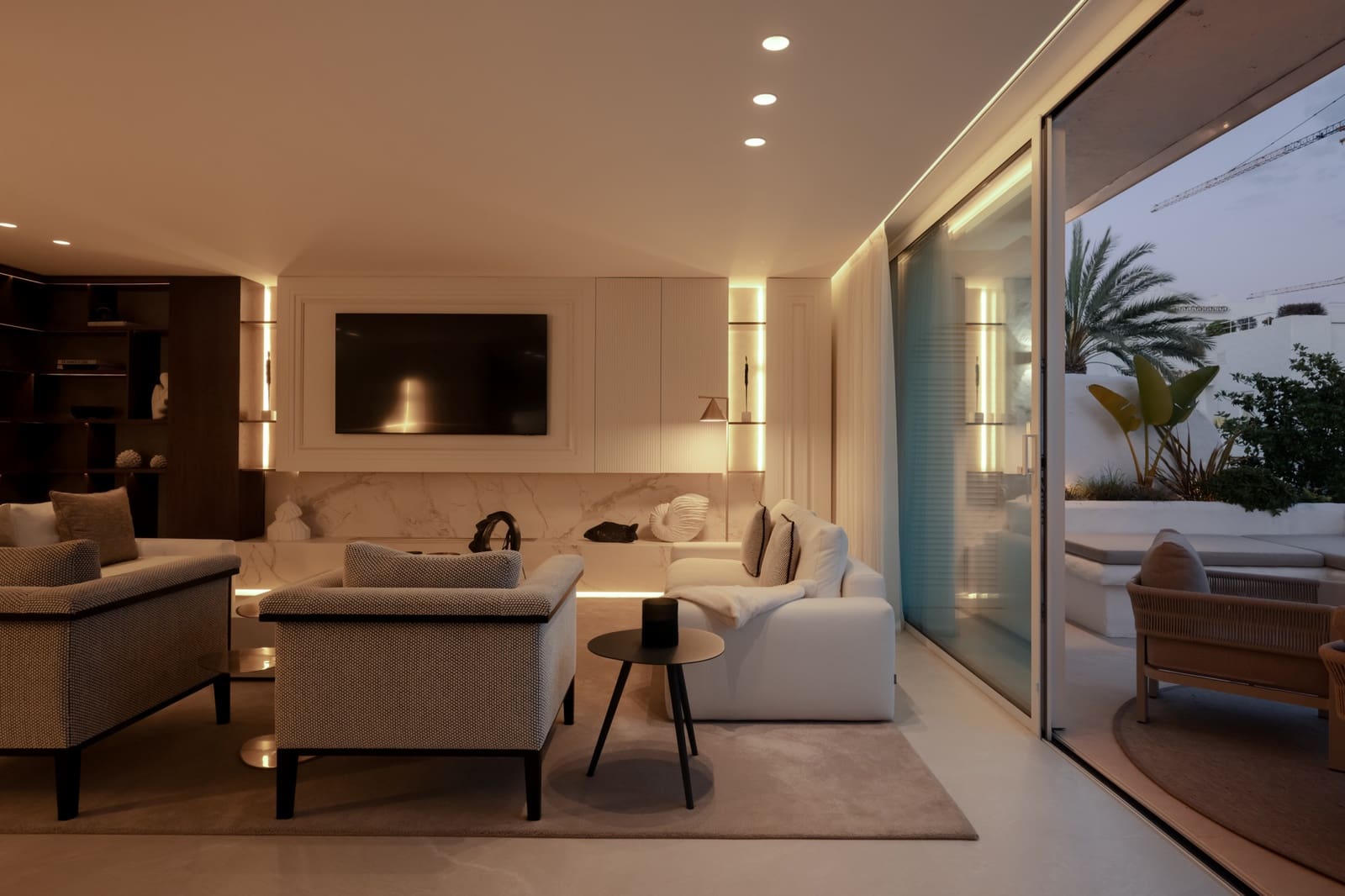 3 soverom Penthouse til salgs i Marbella med svømmebasseng garasje - € 3 750 000 (Ref: 9937900)