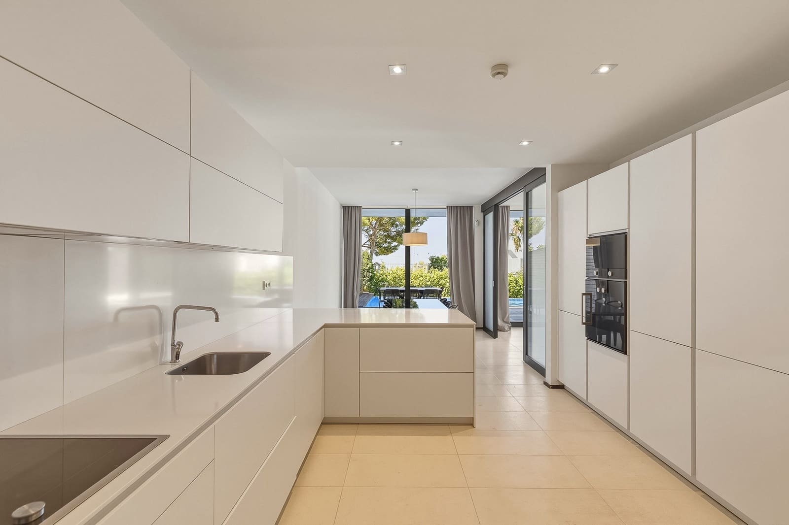 3 quarto Moradia Geminada para venda em Marbella com piscina garagem - 2 995 000 € (Ref: 9949496)