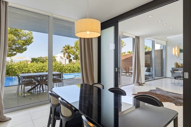 3 slaapkamer Halfvrijstaande villa te koop in Marbella met zwembad garage - € 2.995.000 (Ref: 9949496)