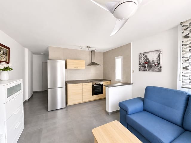 1 slaapkamer Appartement te koop in Arroyo de la Miel, Benalmádena - € 220.000 (Ref: 9977048)