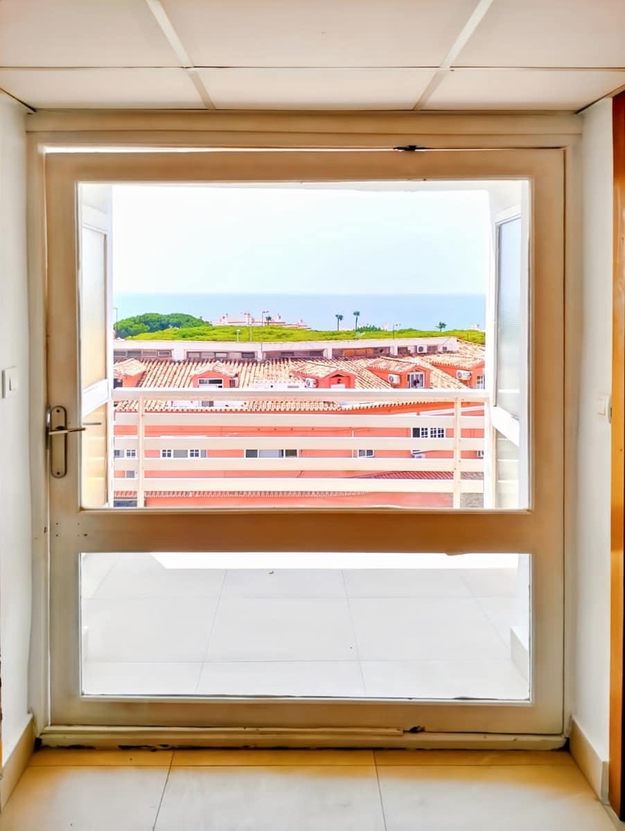 Estudio en Calahonda en venta con garaje - 128.000 € (Ref: 9982705)