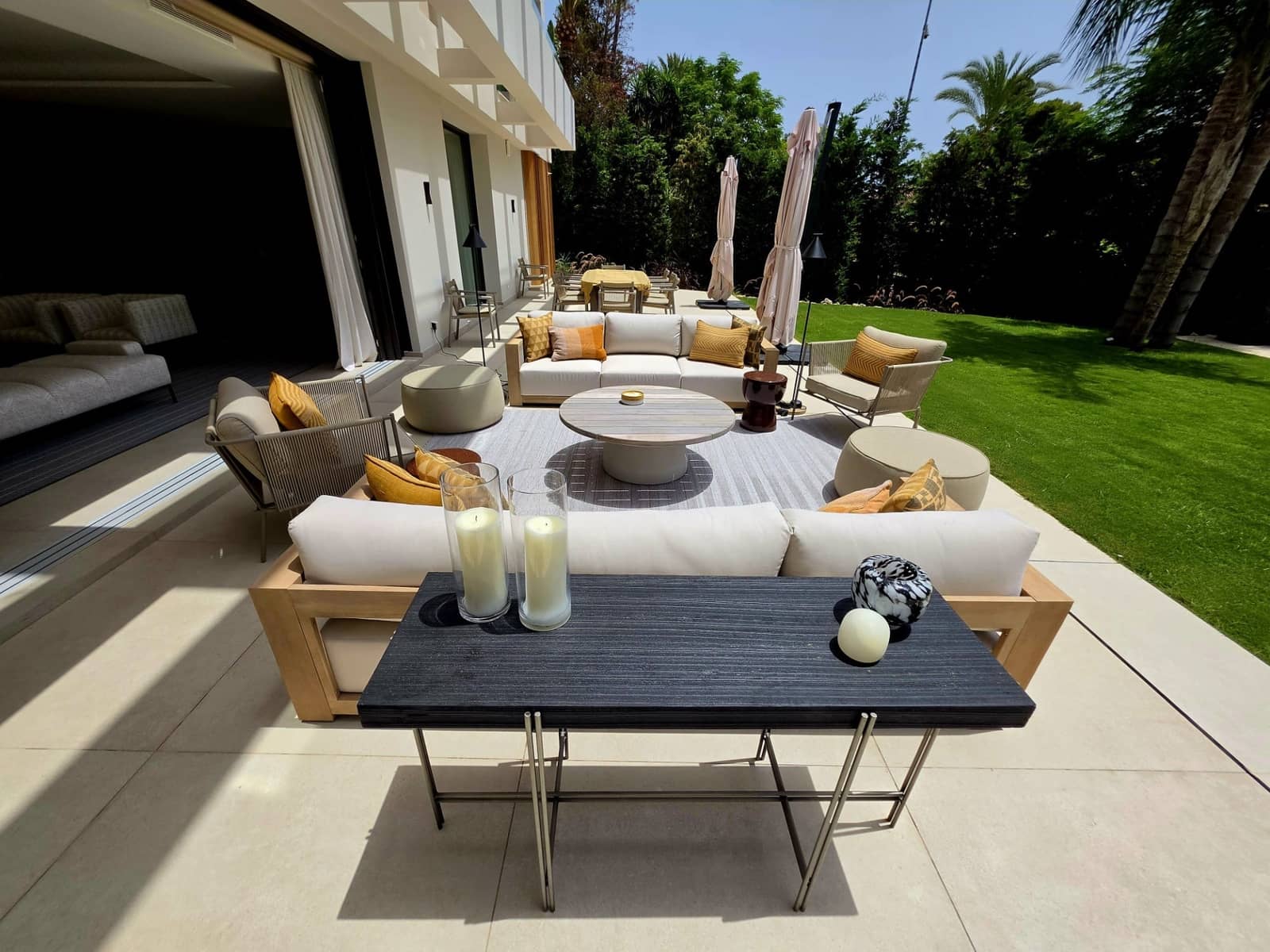 5 slaapkamer Villa te koop in Marbella met zwembad garage - € 7.300.000 (Ref: 9984645)
