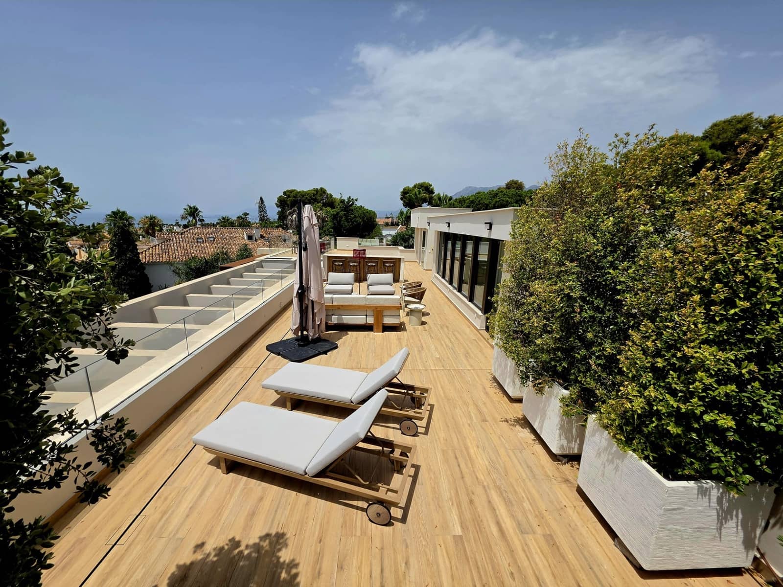5 slaapkamer Villa te koop in Marbella met zwembad garage - € 7.300.000 (Ref: 9984645)