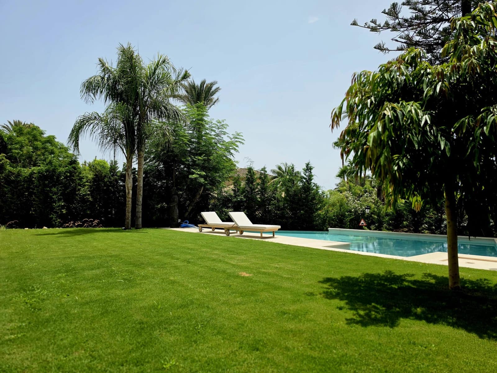 5 slaapkamer Villa te koop in Marbella met zwembad garage - € 7.300.000 (Ref: 9984645)