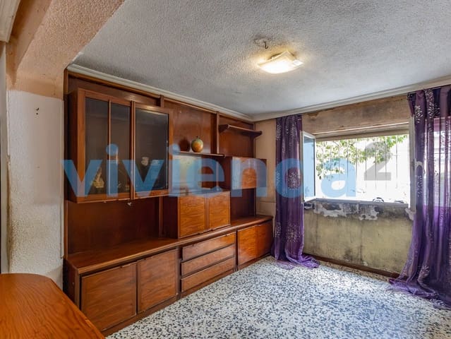 2 sovrum Lägenhet till salu i Ventas, Madrid stad - 254 000 € (Ref: 10003559)