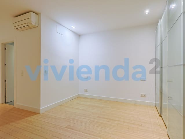 2 quarto Apartamento para arrendar em Trafalgar, Madrid cidade - 2 200 € (Ref: 10005226)