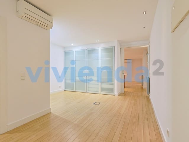 2 quarto Apartamento para arrendar em Trafalgar, Madrid cidade - 2 200 € (Ref: 10005226)
