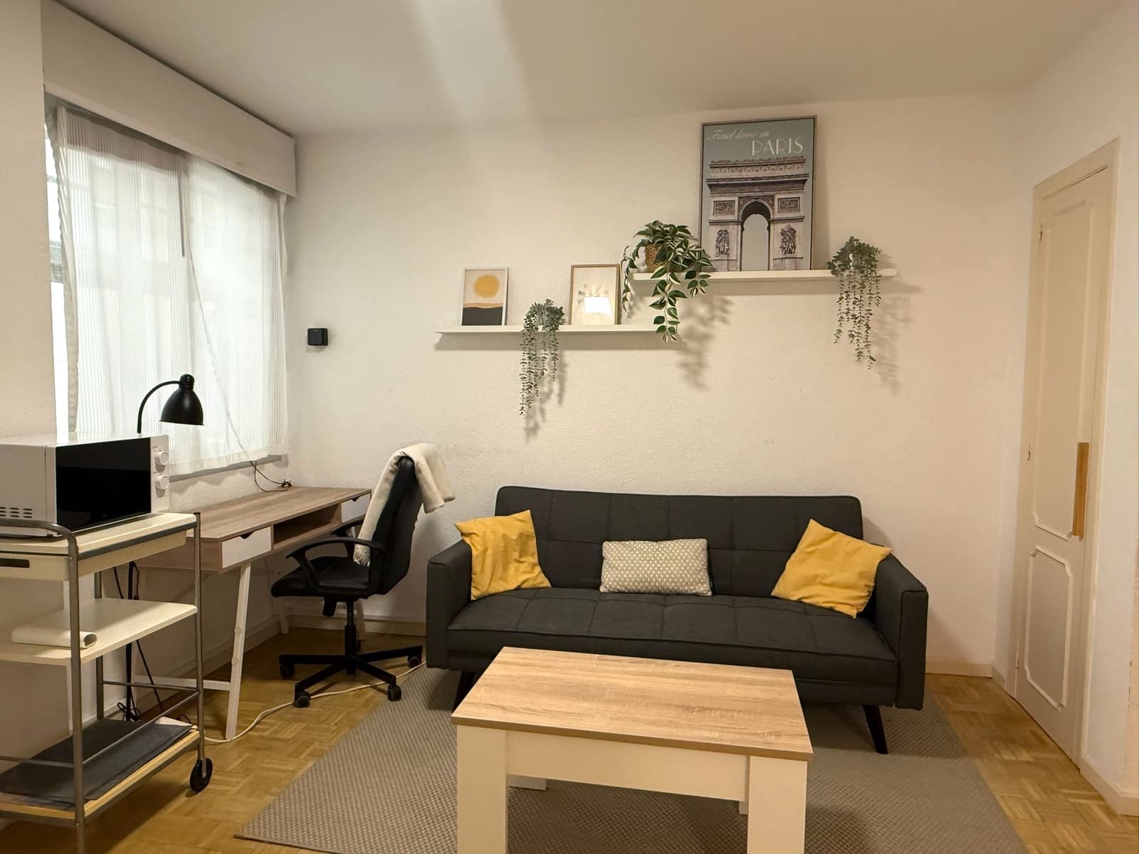 1 sypialnia Mieszkanie do wynajęcia w Miasto Madryt z basenem - 1 295 € (Ref: 10011099)