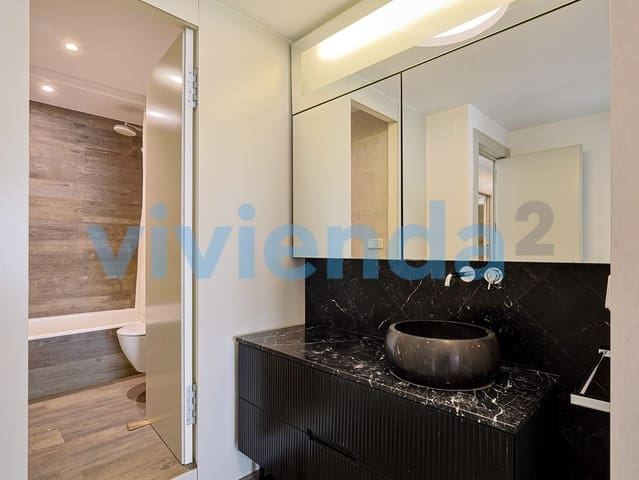3 slaapkamer Flat te koop in Valdefuentes, Madrid stad met zwembad garage - € 849.000 (Ref: 10012951)
