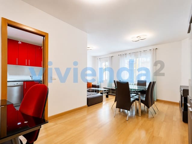 Appartement de 2 chambres à louer à Embajadores, Madrid ville - 2 250 € (Ref: 10012952)