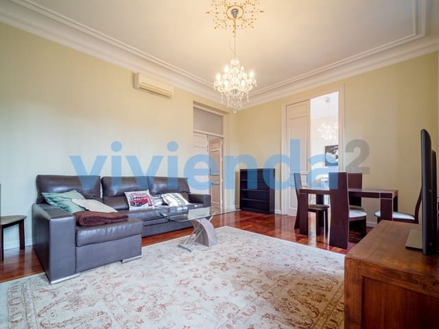 Piso de 6 habitaciones en Palacio, Madrid ciudad en alquiler con garaje - 4.000 € (Ref: 10022111)
