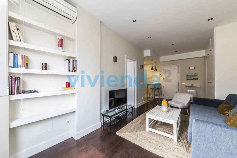 1 slaapkamer Flat te huur in Madrid stad - € 1.700 (Ref: 10025249)