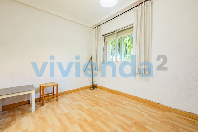 2 makuuhuone Asunto vuokrattavana paikassa Pueblo Nuevo, Madrid kaupunki - 975 € (Ref: 10026946)