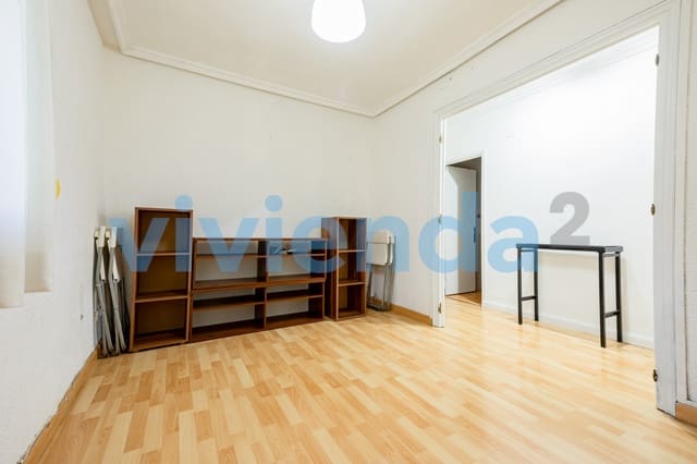 2 makuuhuone Asunto vuokrattavana paikassa Pueblo Nuevo, Madrid kaupunki - 975 € (Ref: 10026946)