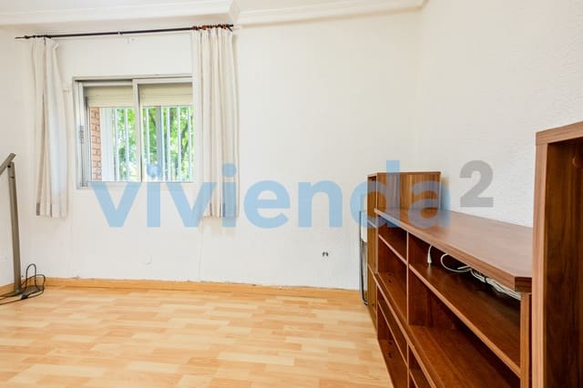 2 makuuhuone Asunto vuokrattavana paikassa Pueblo Nuevo, Madrid kaupunki - 975 € (Ref: 10026946)