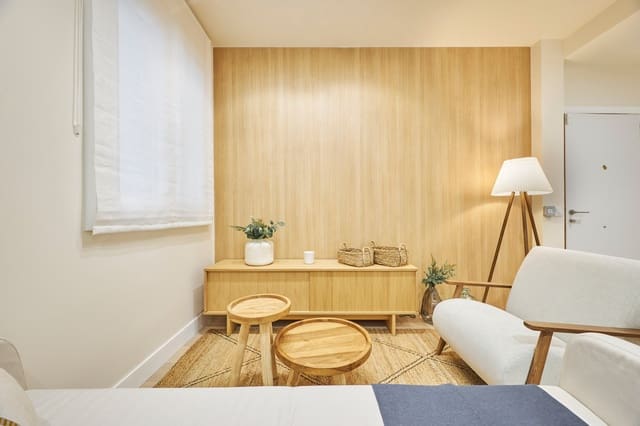 3 makuuhuone Asunto vuokrattavana paikassa Universidad, Madrid kaupunki - 2 395 € (Ref: 10031596)