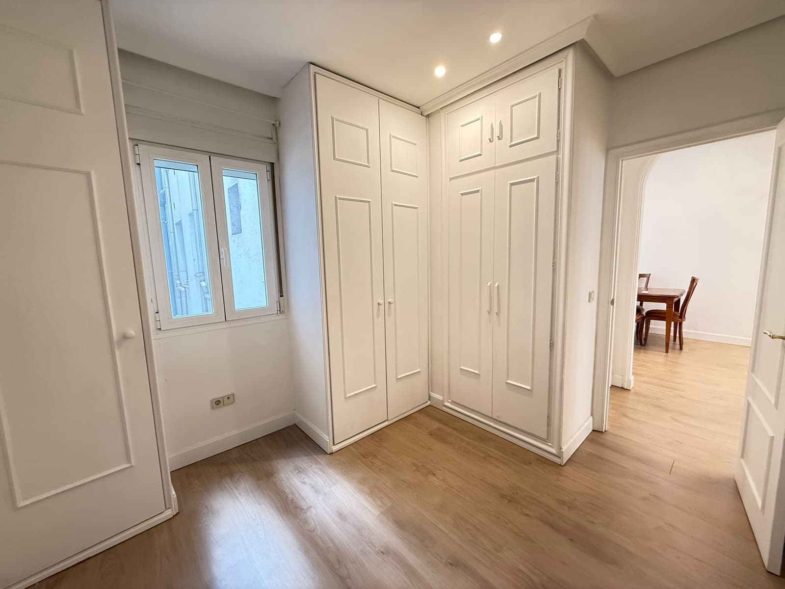 2 sypialnia Mieszkanie do wynajęcia w Miasto Madryt - 1 700 € (Ref: 10035024)
