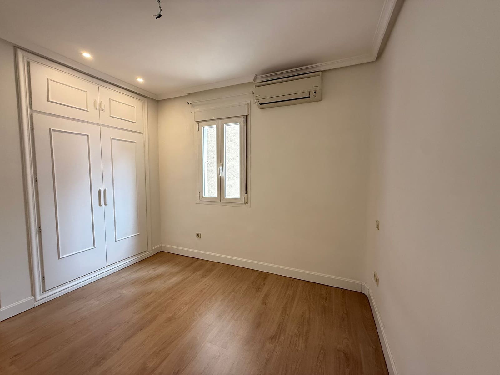 2 sypialnia Mieszkanie do wynajęcia w Miasto Madryt - 1 700 € (Ref: 10035024)