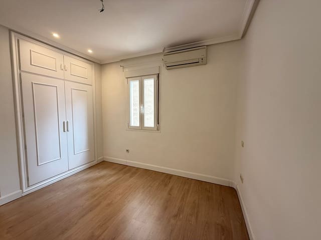 2 sypialnia Mieszkanie do wynajęcia w Castellana, Miasto Madryt - 1 700 € (Ref: 10035024)
