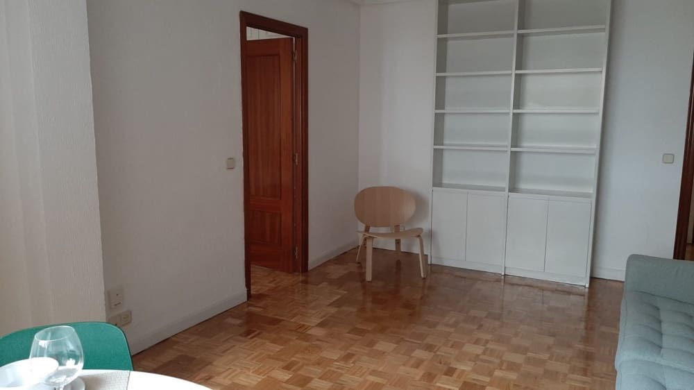 3 Zimmer Wohnung zu vermieten in Madrid Stadt - 2.100 € (Ref: 10037114)