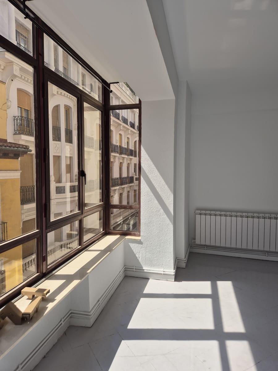 1 soveværelse Lejlighed til leje i Madrid by - € 1.450 (Ref: 10042665)