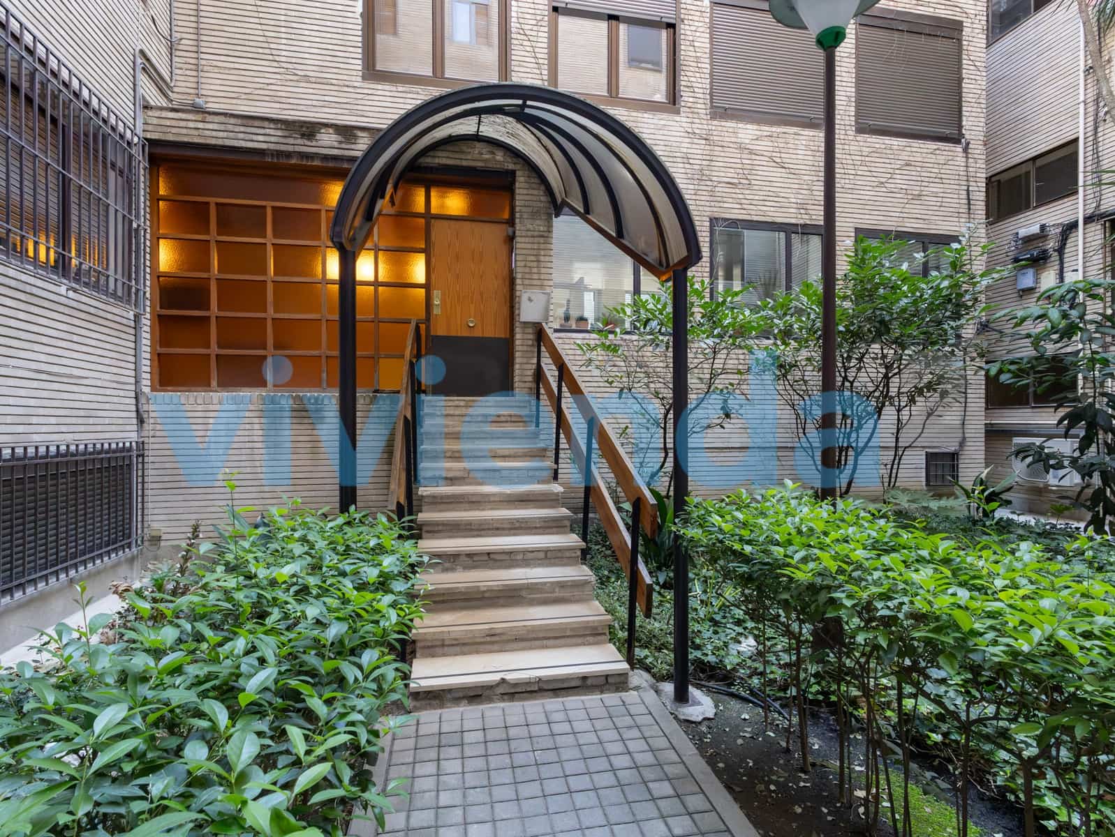 2 slaapkamer Flat te koop in Madrid stad - € 612.000 (Ref: 10046996)
