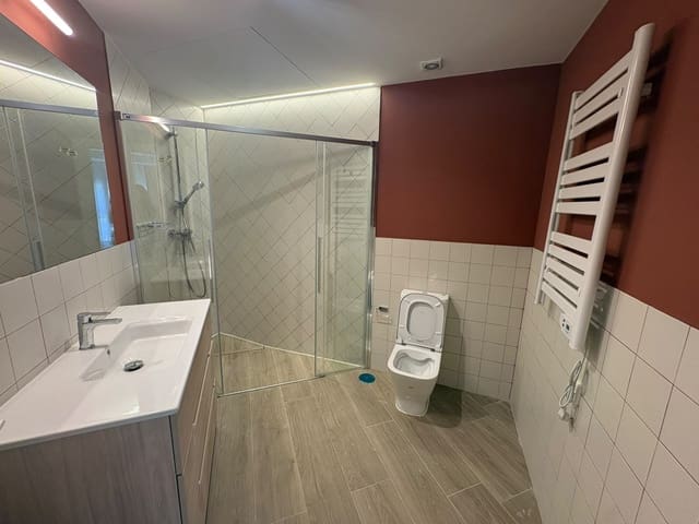 Piso de 1 habitación en Almendrales, Madrid ciudad en alquiler - 1.350 € (Ref: 10046997)