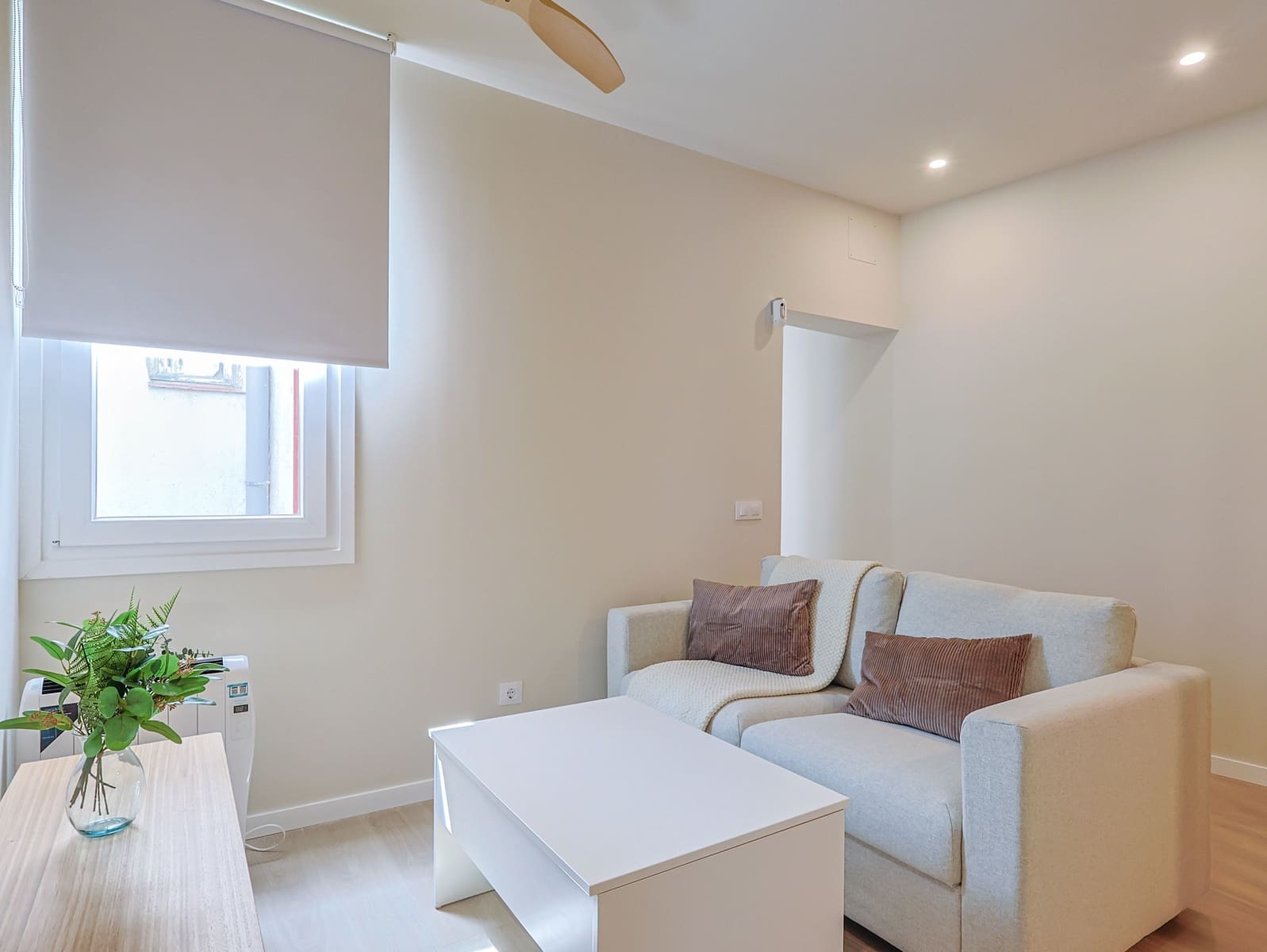 1 Zimmer Wohnung zu vermieten in Madrid Stadt - 1.075 € (Ref: 10046998)