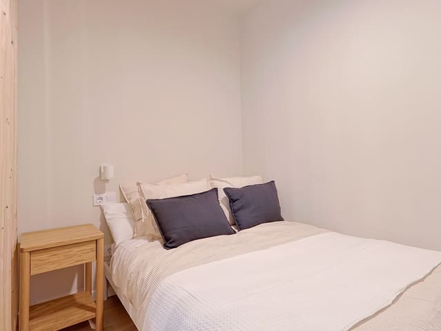 1 Zimmer Wohnung zu vermieten in Embajadores, Madrid Stadt - 1.075 € (Ref: 10046998)