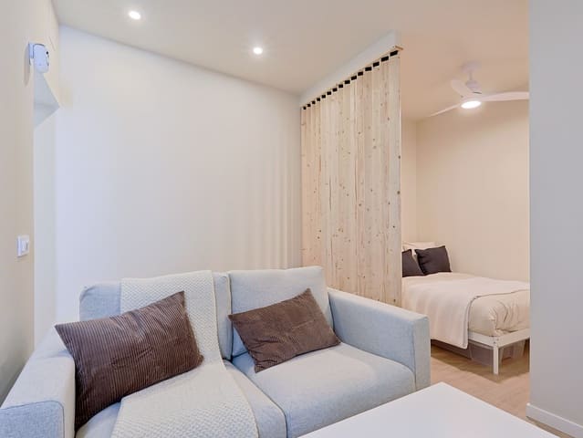 1 Zimmer Wohnung zu vermieten in Embajadores, Madrid Stadt - 1.075 € (Ref: 10046998)