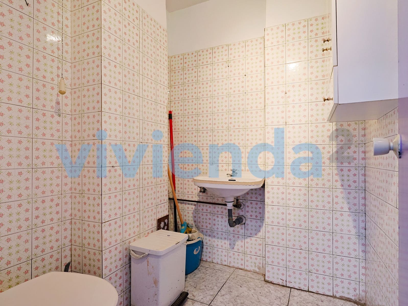 Azienda in vendita in Madrid citta - 235.000 € (Rif: 10048898)