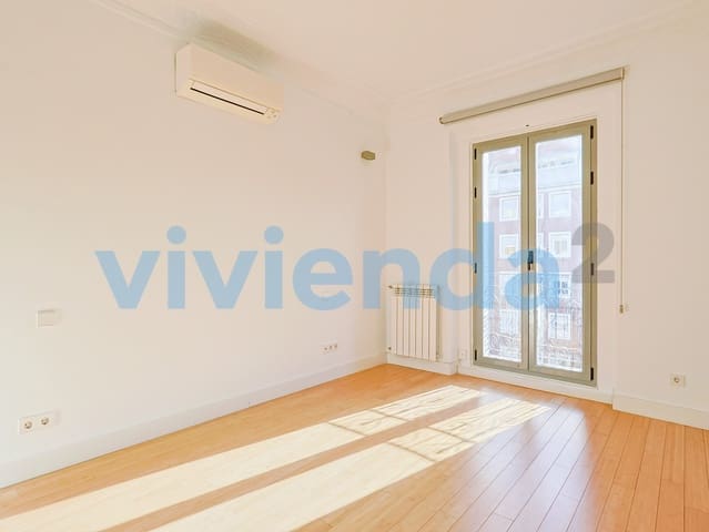 2 slaapkamer Flat te huur in Trafalgar, Madrid stad - € 2.000 (Ref: 10048900)