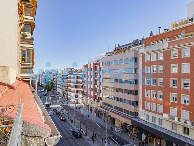2 slaapkamer Flat te huur in Trafalgar, Madrid stad - € 2.000 (Ref: 10048900)