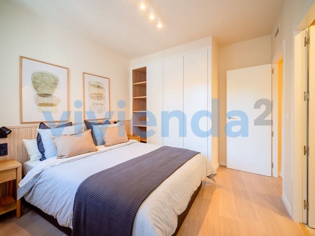 3 soverom Leilighet til leie i Berruguete, Madrid by - € 1 925 (Ref: 10054860)